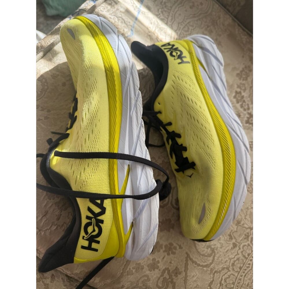 HOKA ONE CLIFTON 8 - men Running Shoes - SIZE  10,5